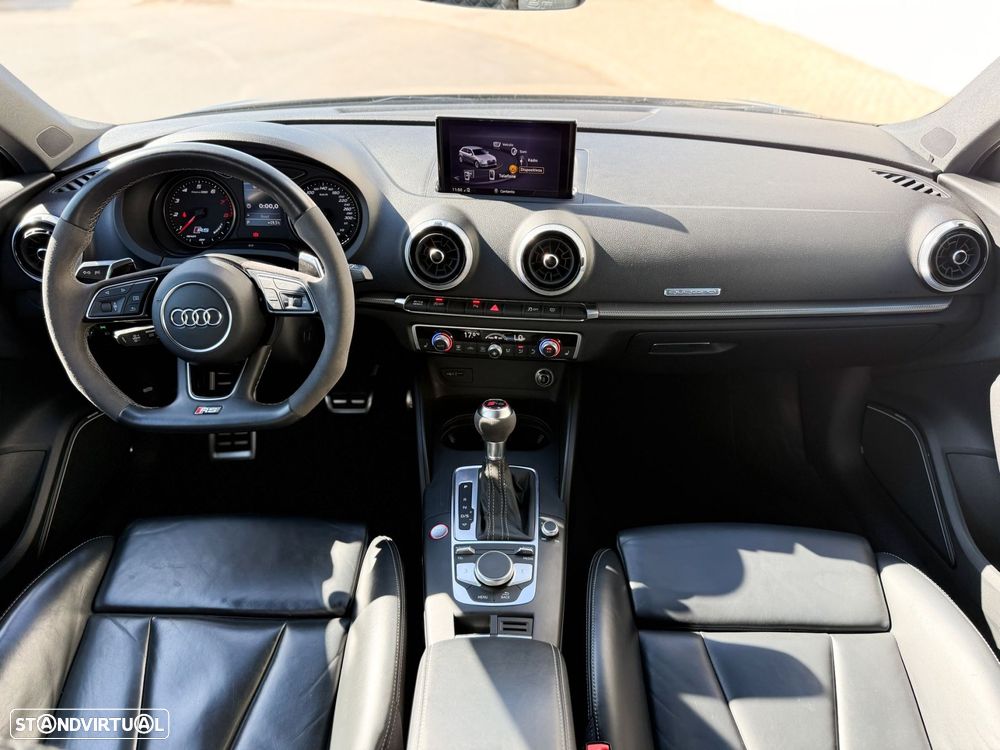 Audi RS3 Sportback 2.5 TFSI quattro S tronic - 43