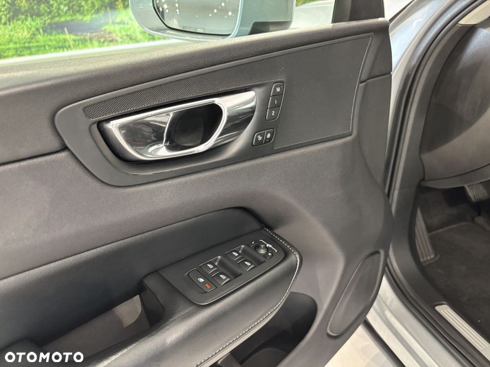 Volvo XC 60 - 11