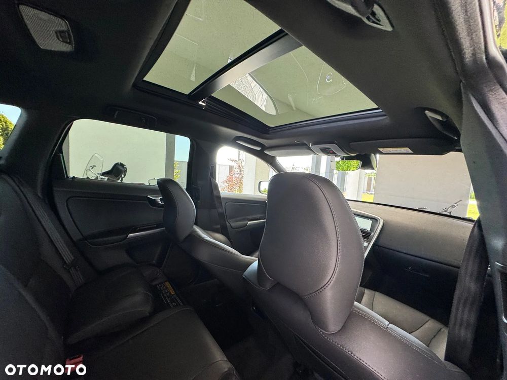 Volvo XC 60 T5 Drive-E Summum - 23