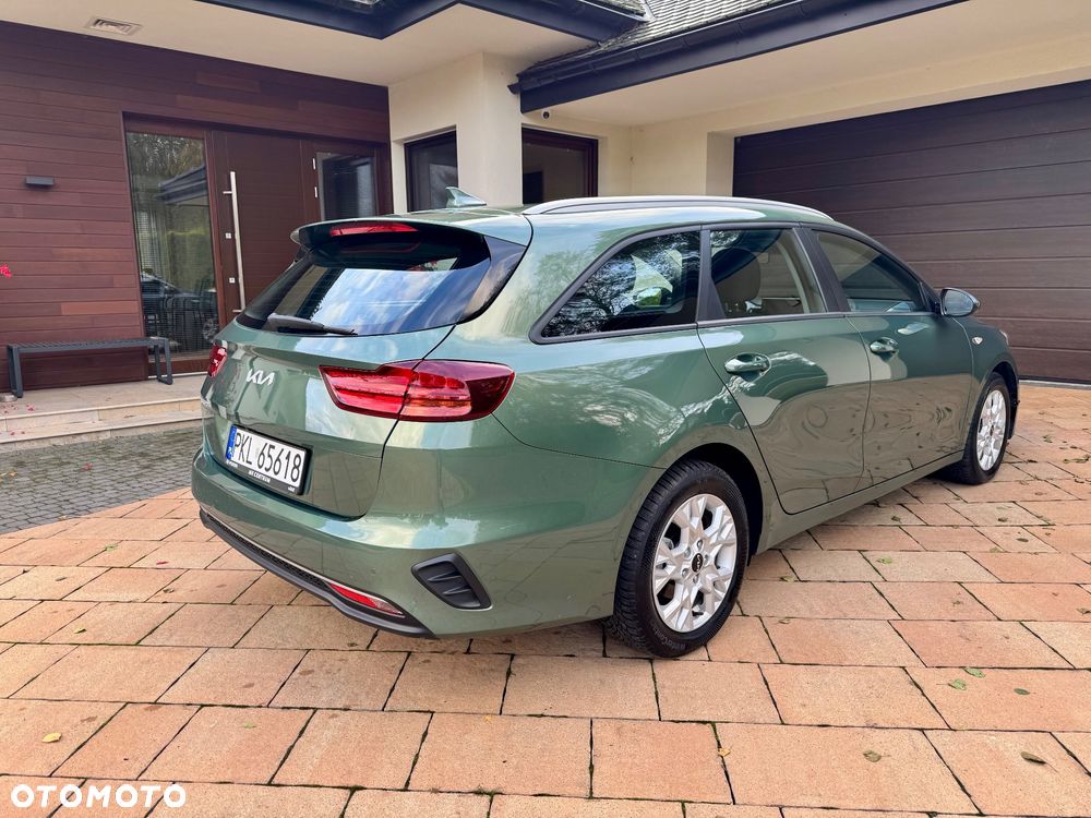 Kia Ceed 1.5 T-GDI M - 6