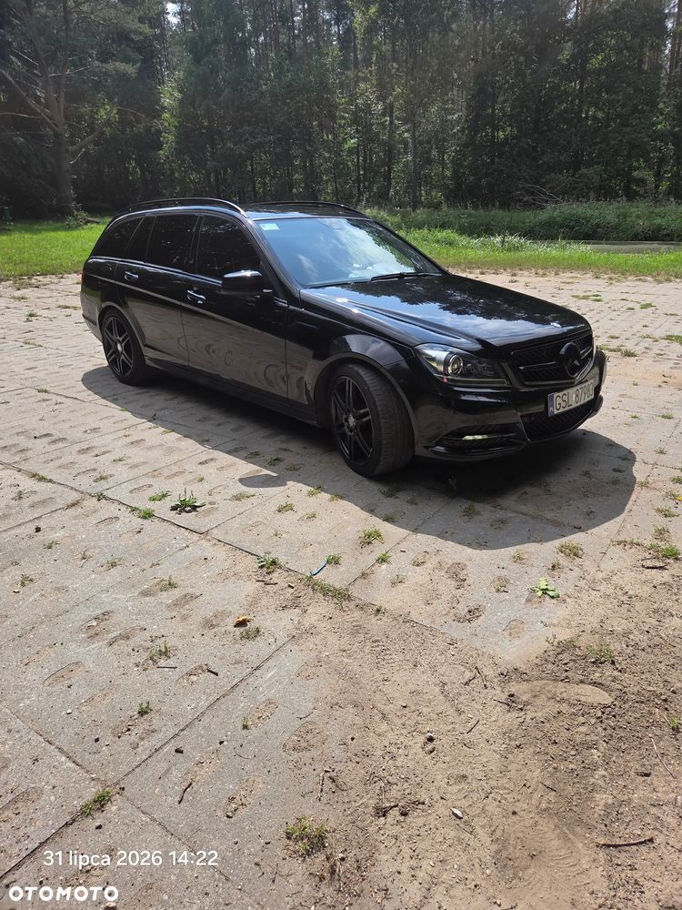 Mercedes-Benz Klasa C 220 CDI BlueEff 4-Matic Avantgarde - 2