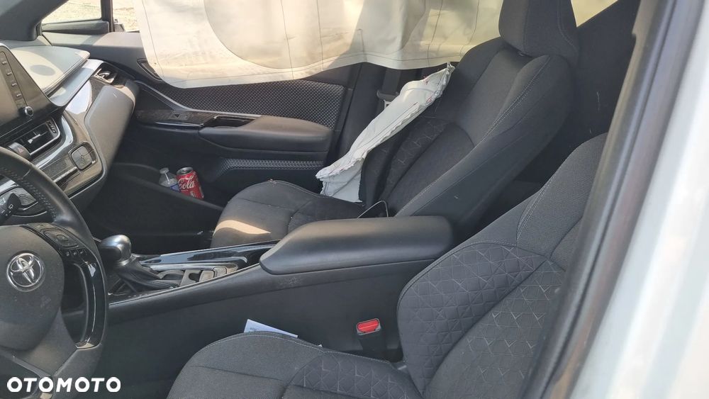 Toyota C-HR 1.8 Hybrid Dynamic - 32