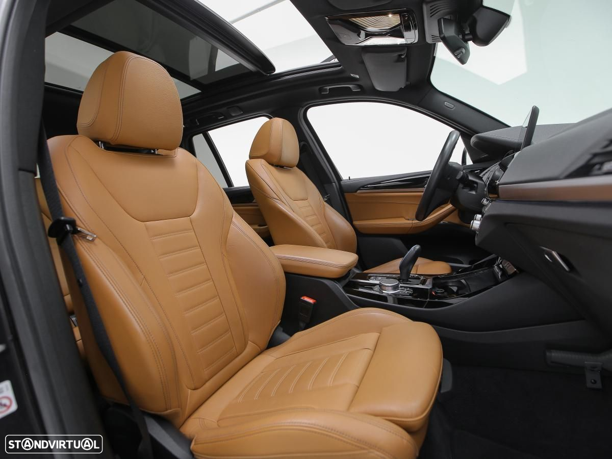 BMW iX3 - 8