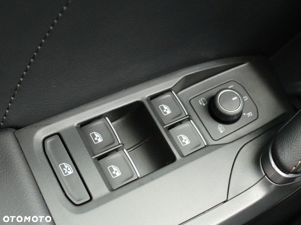 Cupra Leon Sportstourer 2.0 TSI 4Drive VZ DSG - 22