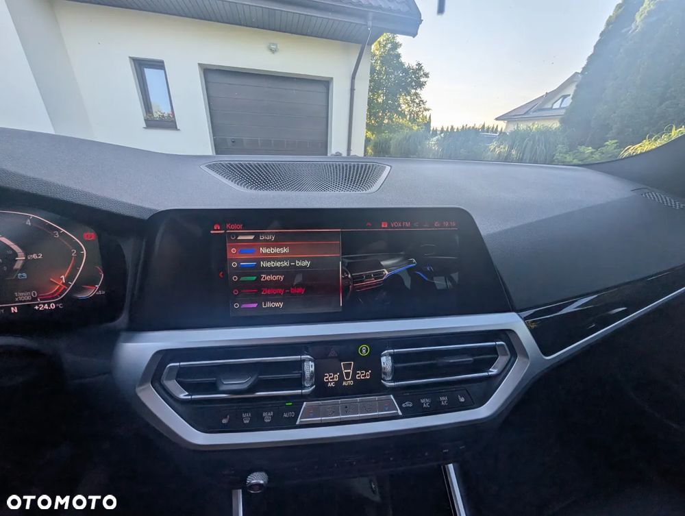 BMW Seria 3 320d Sport Line - 17