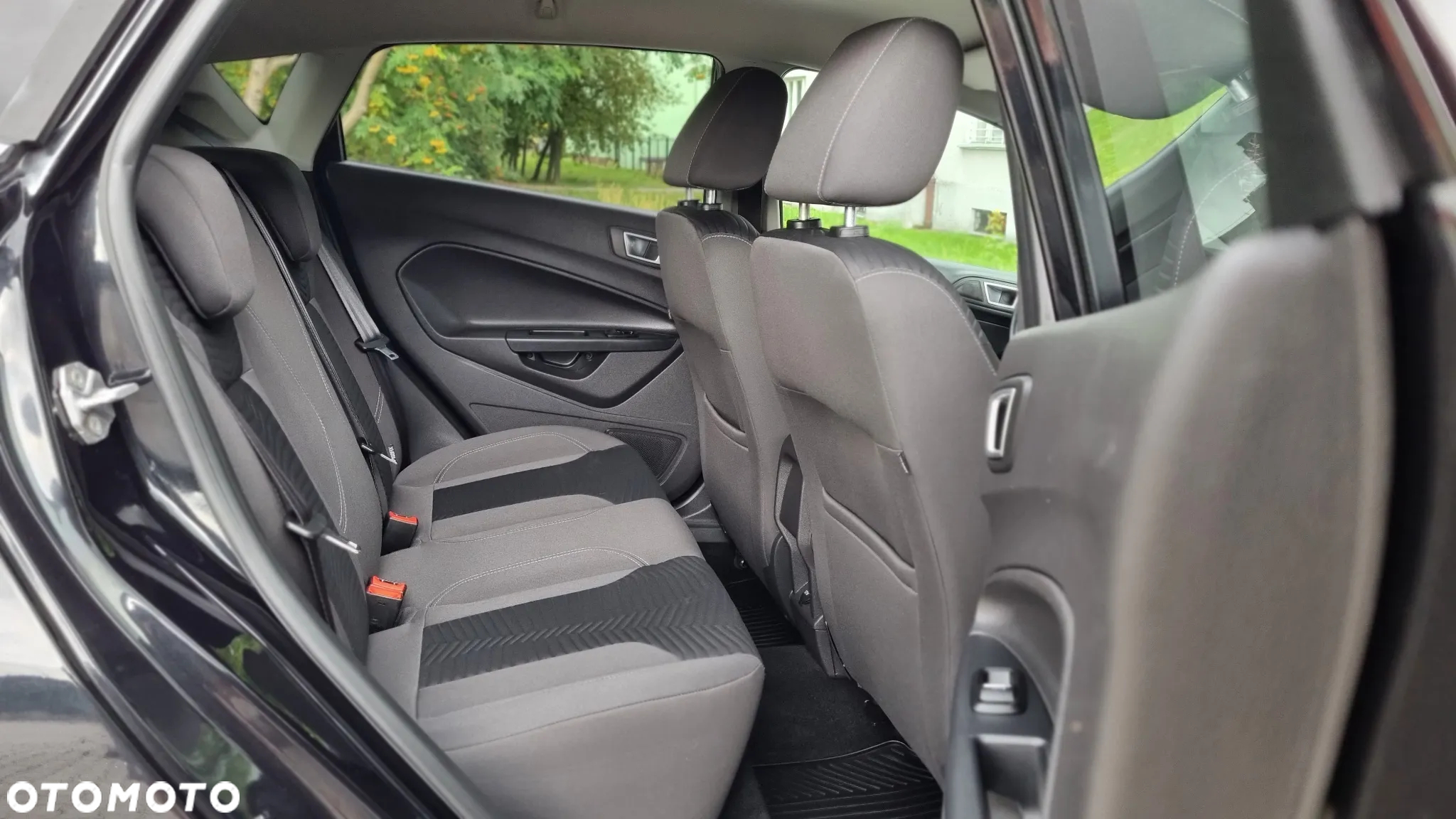 Ford Fiesta - 16