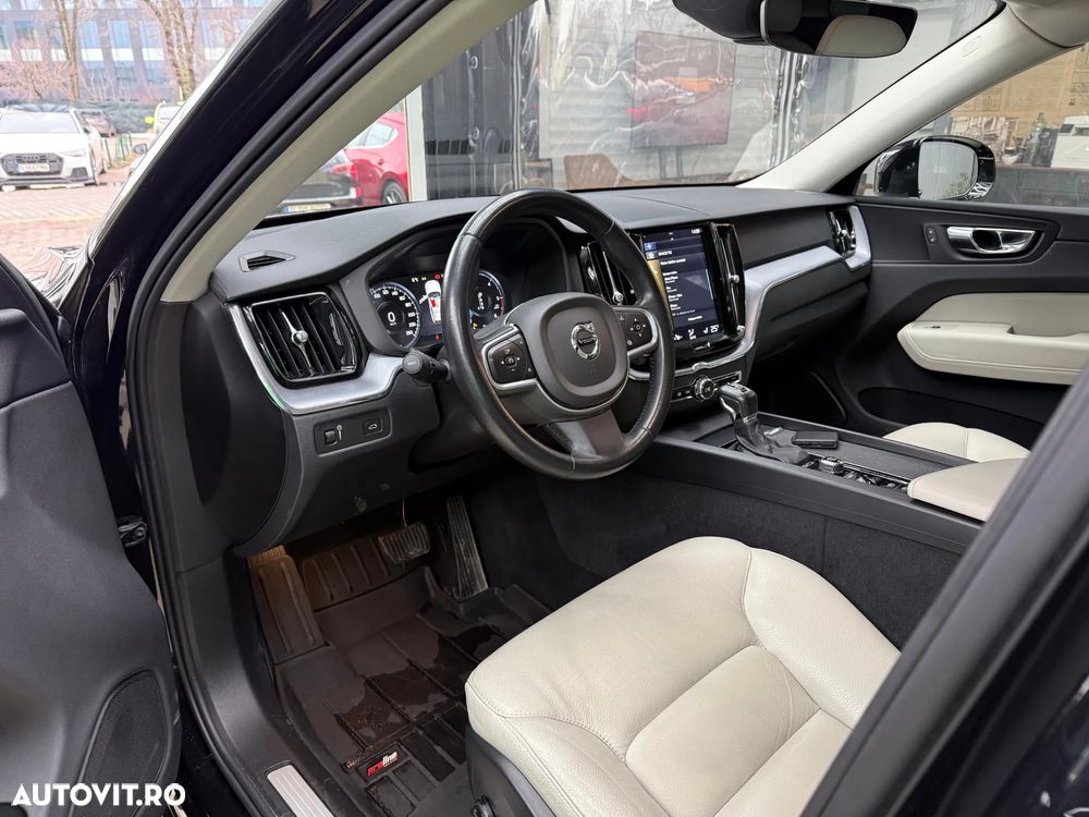 Volvo XC 60 D4 Momentum - 19