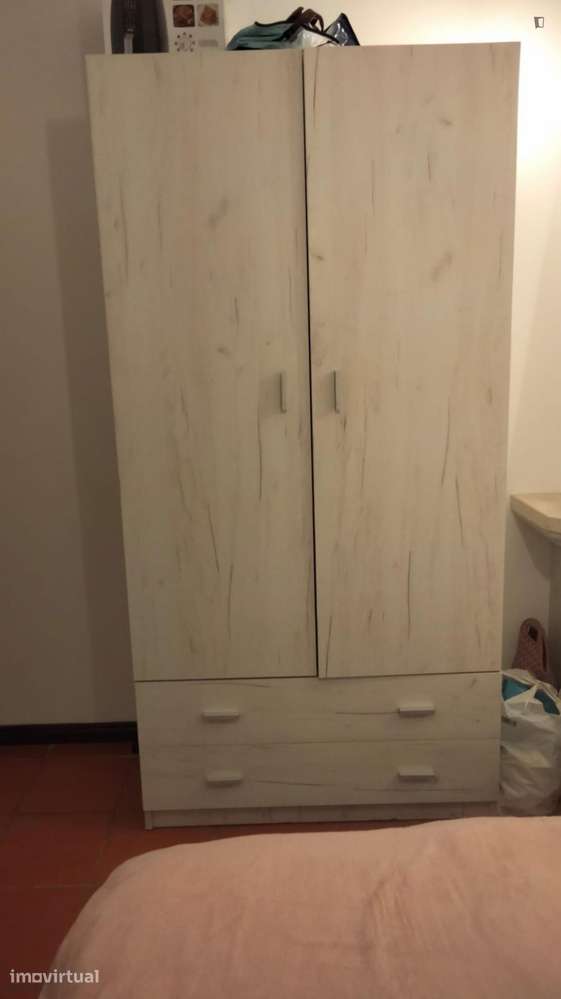 Quarto - localizado em Montes Claros Coimbra - Grande imagem: 4/14
