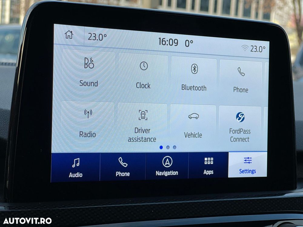 Ford Kuga - 27