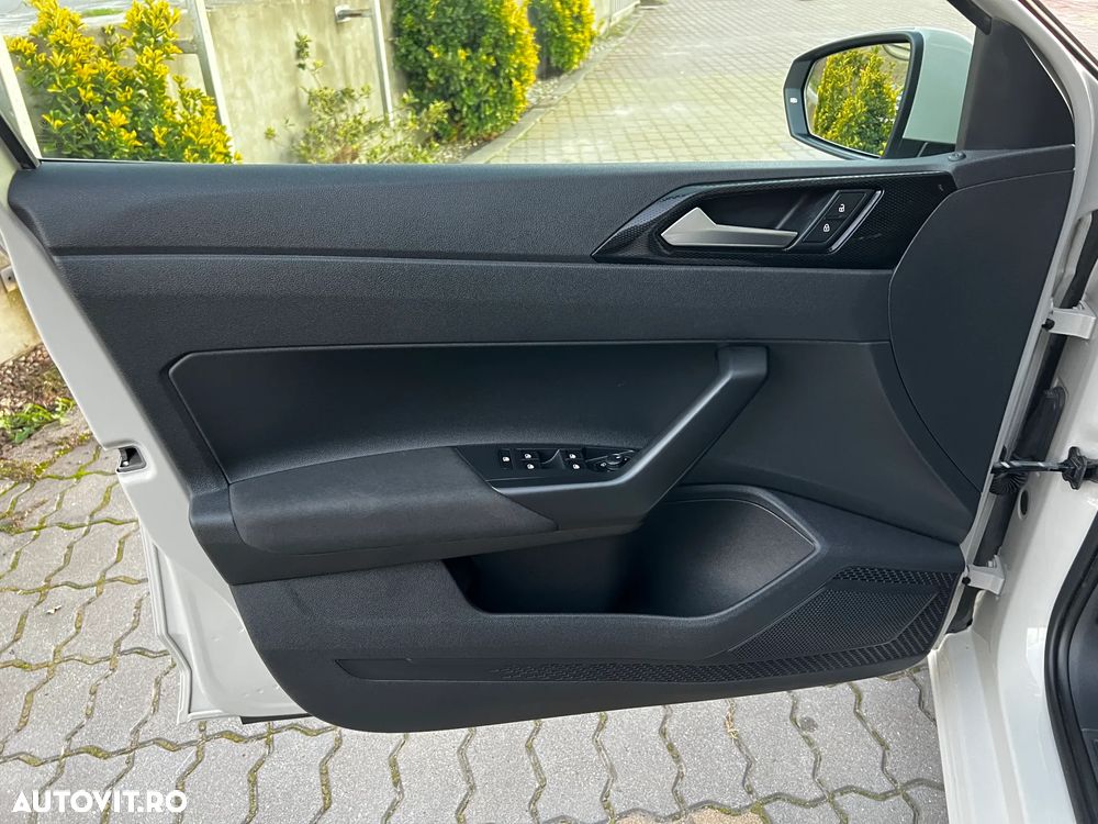 Volkswagen Polo 1.0 TSI Style - 33