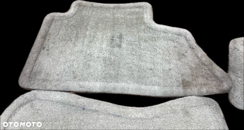 P9 GMC YUKON XL IV 2015 - DYWANIKI PRZÓD TYŁ 5362544 5620546 - 2