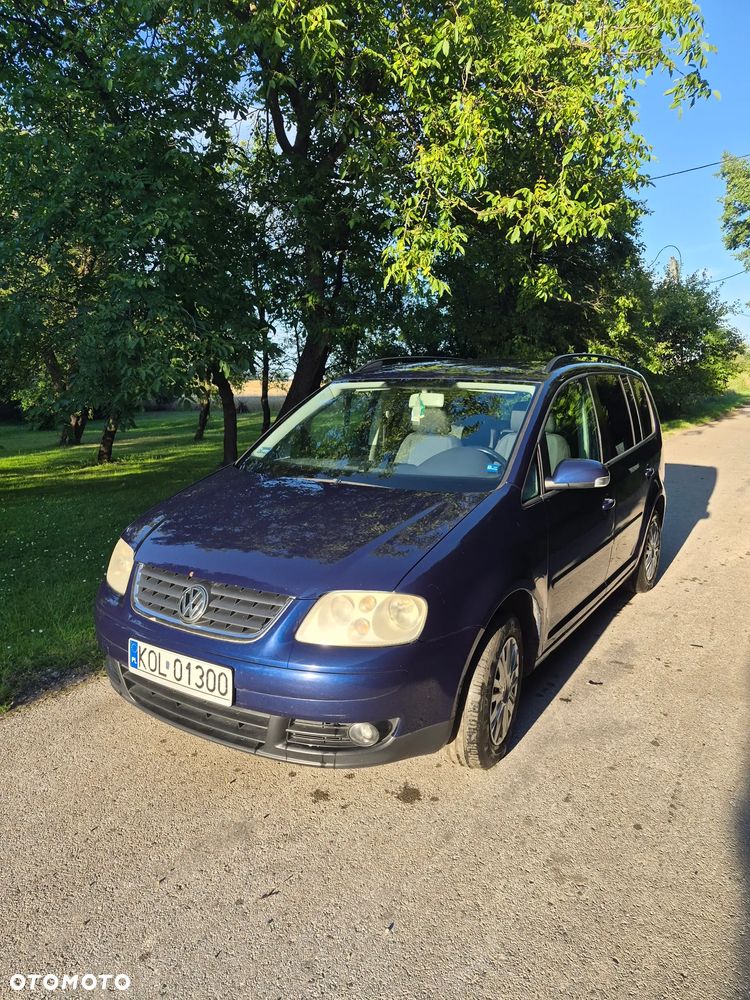 Volkswagen Touran 2.0 TDI Highline - 1