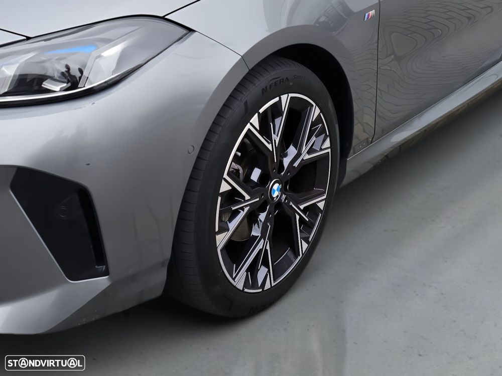 BMW 118 d Pack Desportivo M - 4