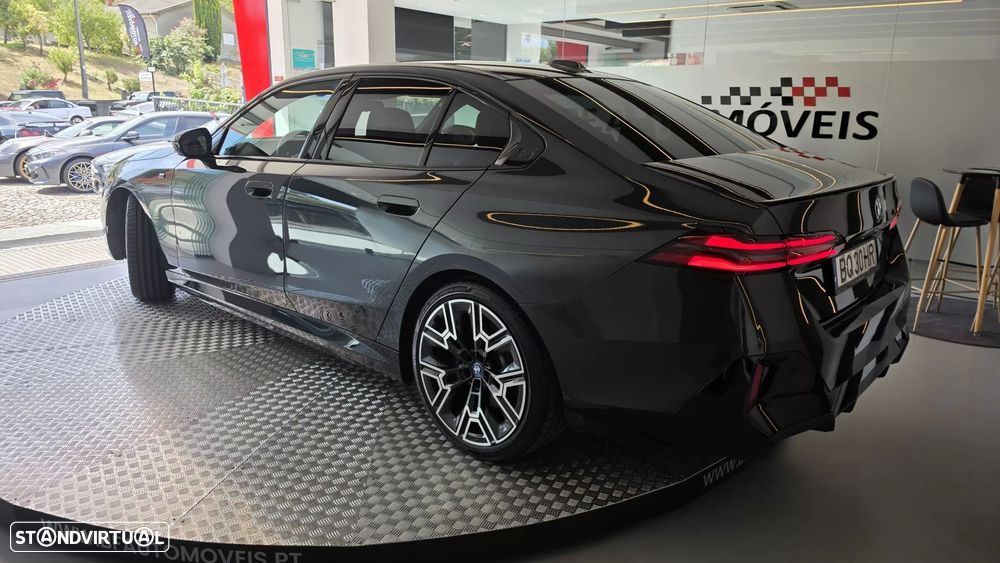 BMW i5 eDrive40 Pack Desportivo M Pro - 22