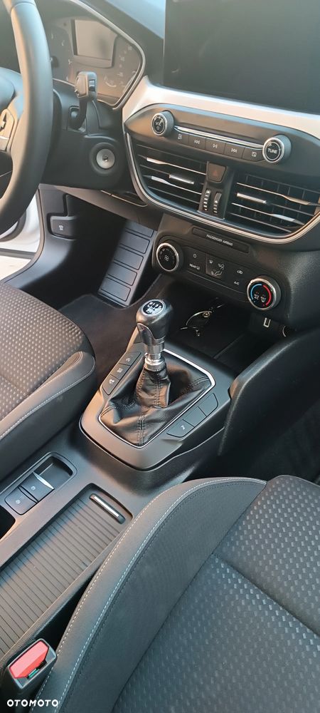 Ford Focus - 26