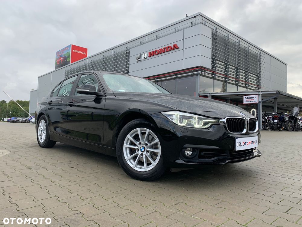 BMW Seria 3 318i Advantage - 2