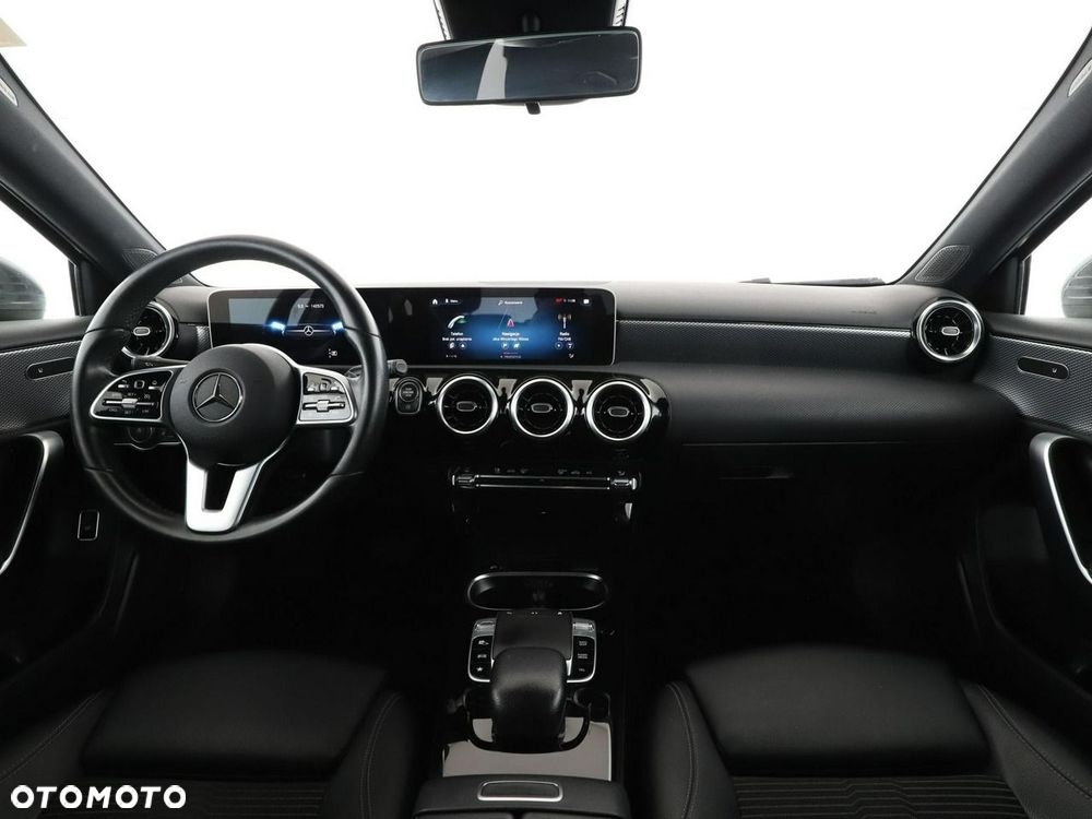 Mercedes-Benz Klasa A 200 7G-DCT Progressive - 16