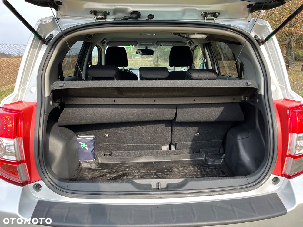 Toyota Urban Cruiser 1.4 D-4D 4x4 - 9