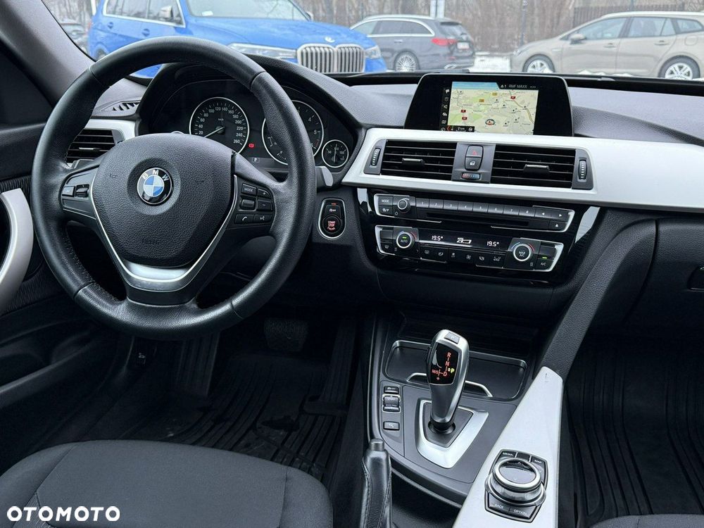 BMW 3GT 318d Advantage - 21