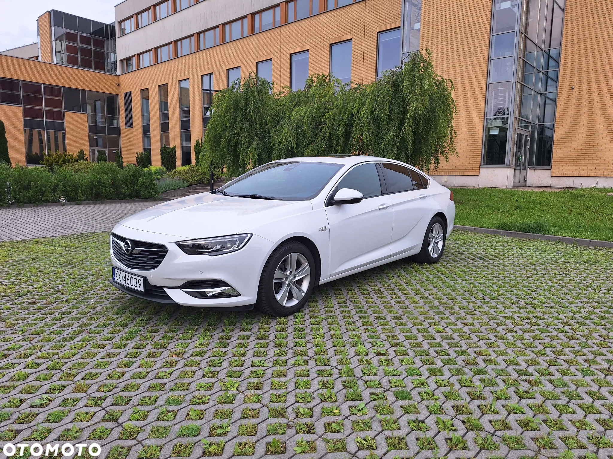 Opel Insignia - 2