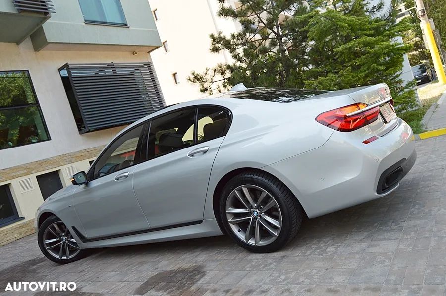 BMW Seria 7 740d xDrive - 17