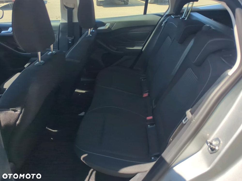 Ford Focus 1.0 EcoBoost Titanium - 13