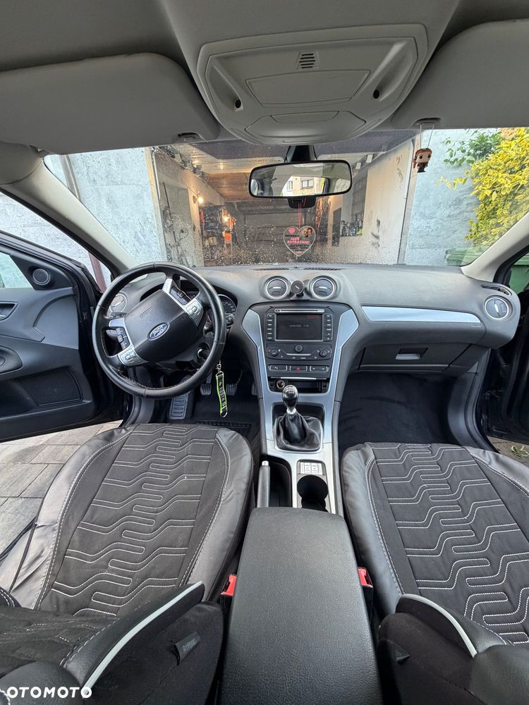 Ford Mondeo 2.0 TDCi Trend - 18