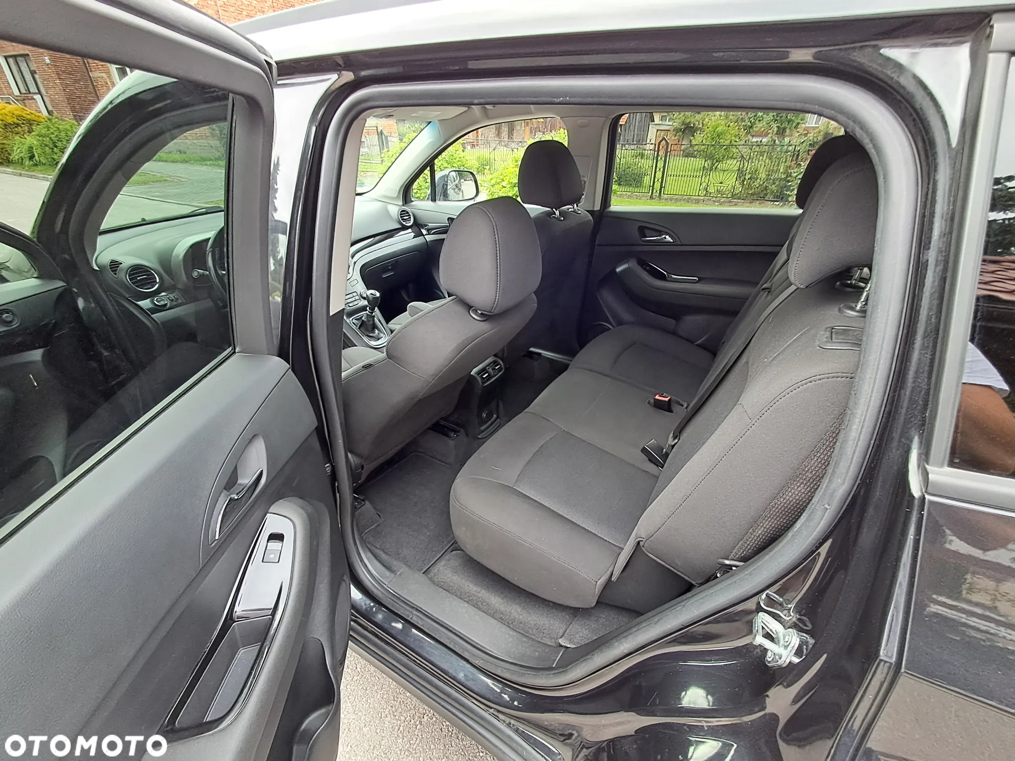 Chevrolet Orlando 2.0 D LT+ - 27
