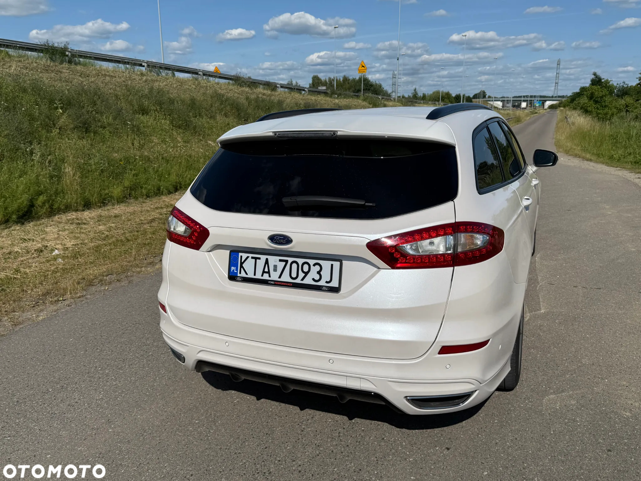 Ford Mondeo 2.0 TDCi Titanium - 9