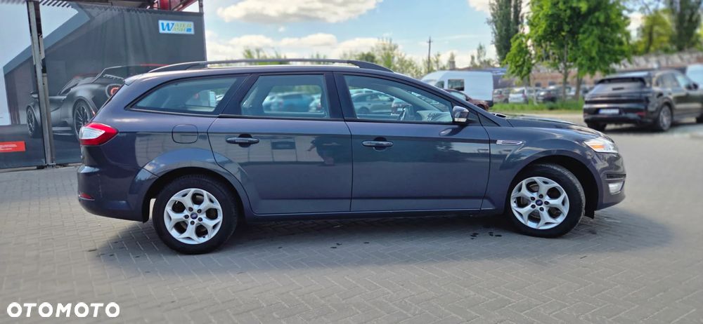 Ford Mondeo 2.0 TDCi Ghia - 17