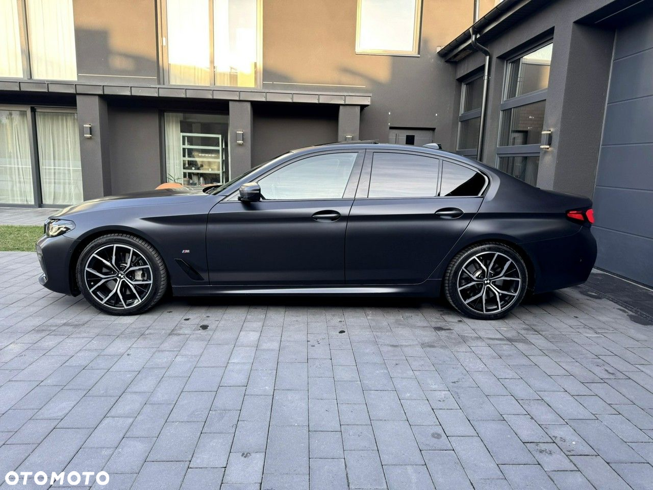 BMW Seria 5 530d xDrive M Sport Edition - 28