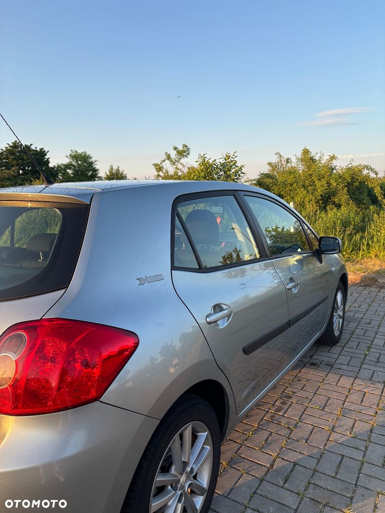Toyota Auris - 4
