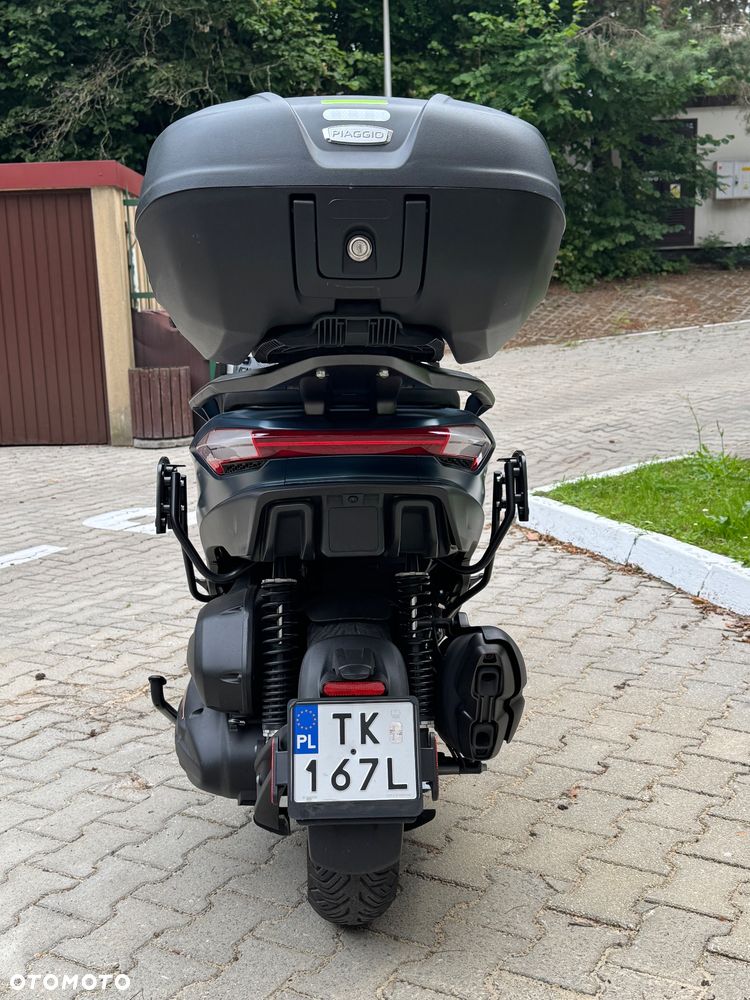 Piaggio MP-3 - 5