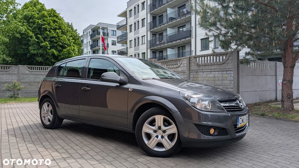 Opel Astra 1.4 - 4