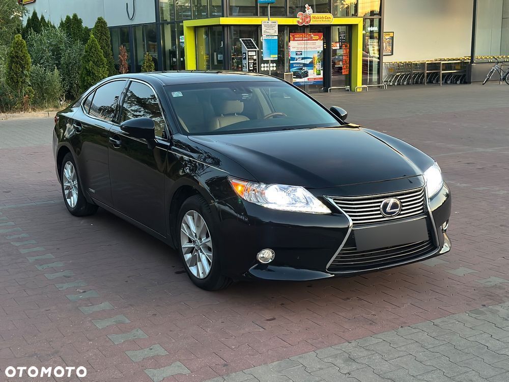 Lexus ES 300h Business Edition - 2