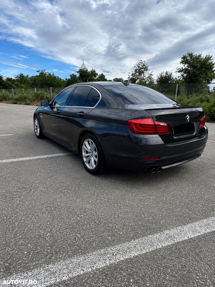 BMW Seria 5 520d - 2
