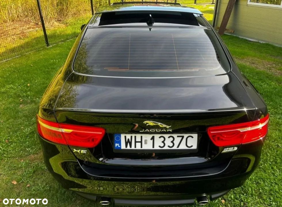 Jaguar XE 25t AWD Pure - 7
