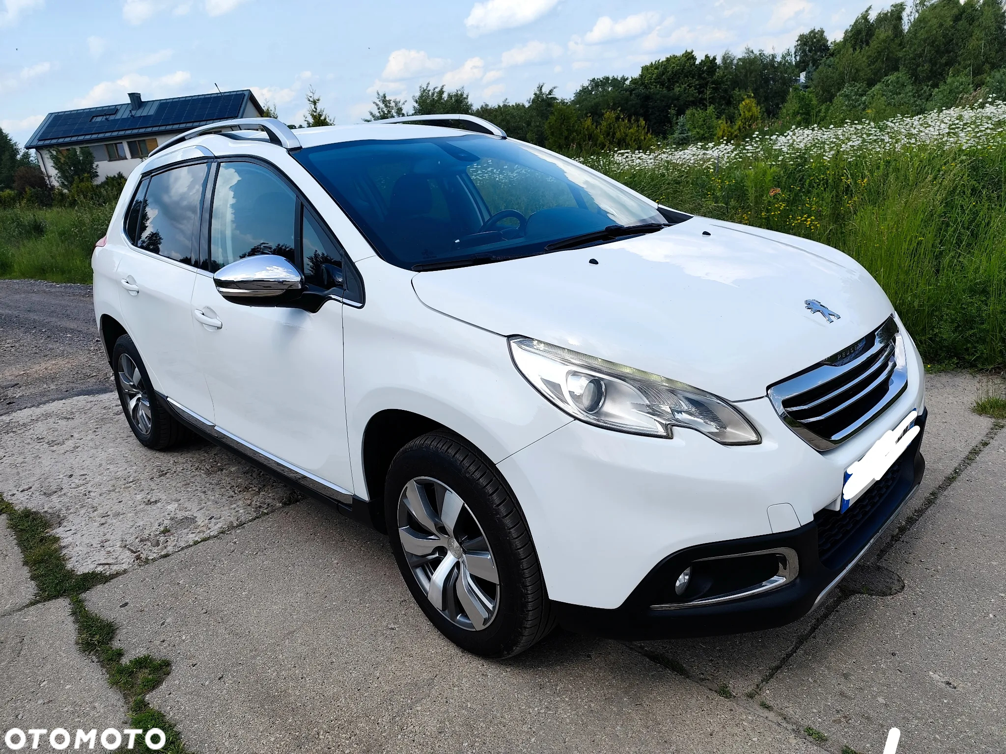 Peugeot 2008 1.6 e-HDi Allure S&S - 18