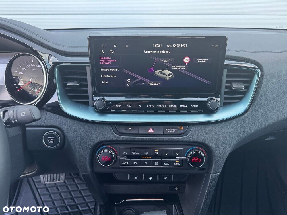 Kia XCeed - 14
