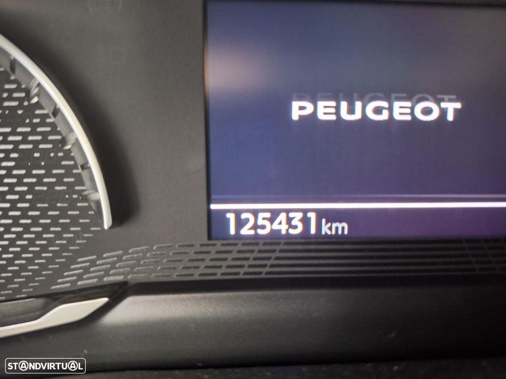 Peugeot 2008 PureTech 100 Active - 6