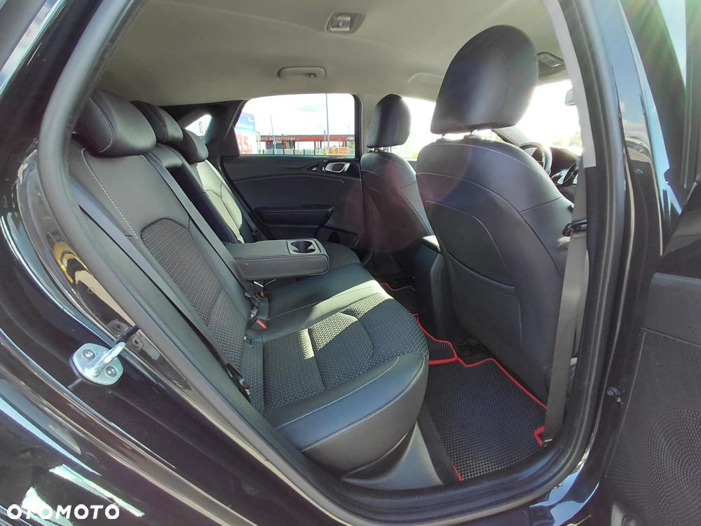 Kia Ceed 1.4 L Business Line - 22