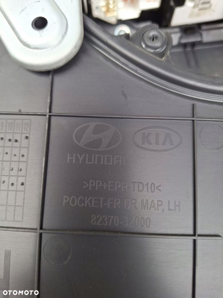 hyundai i40 boczek tapicerka drzwi lewa przód pamięć europa 2011- - 3