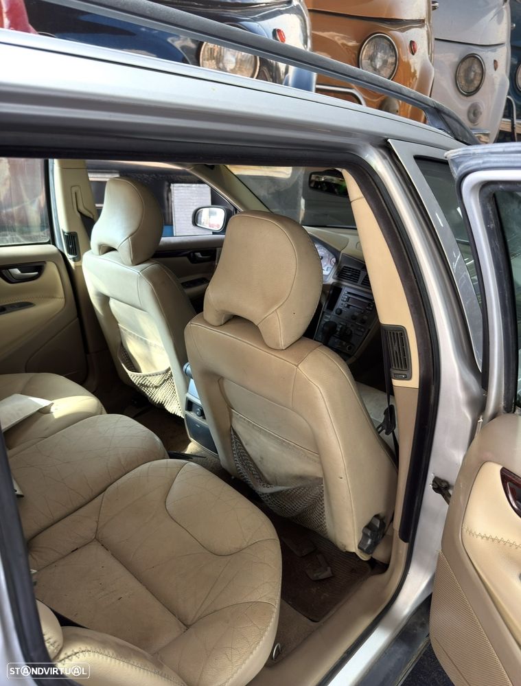 Volvo XC 70 - 5