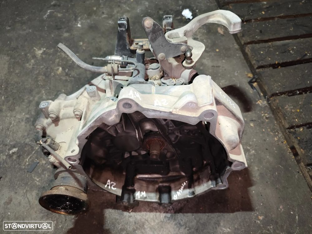 Audi A2 1.4 / CAIXA VELOCIDADES / REF: EYX - CV135 - 2