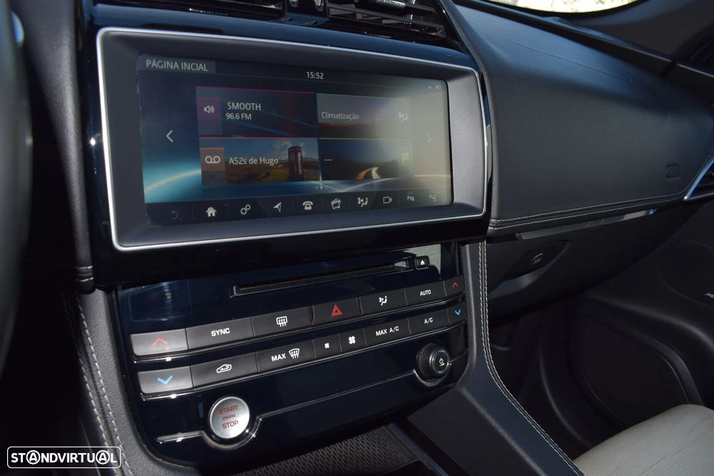 Jaguar F-Pace 2.0 i4D R-Sport - 47