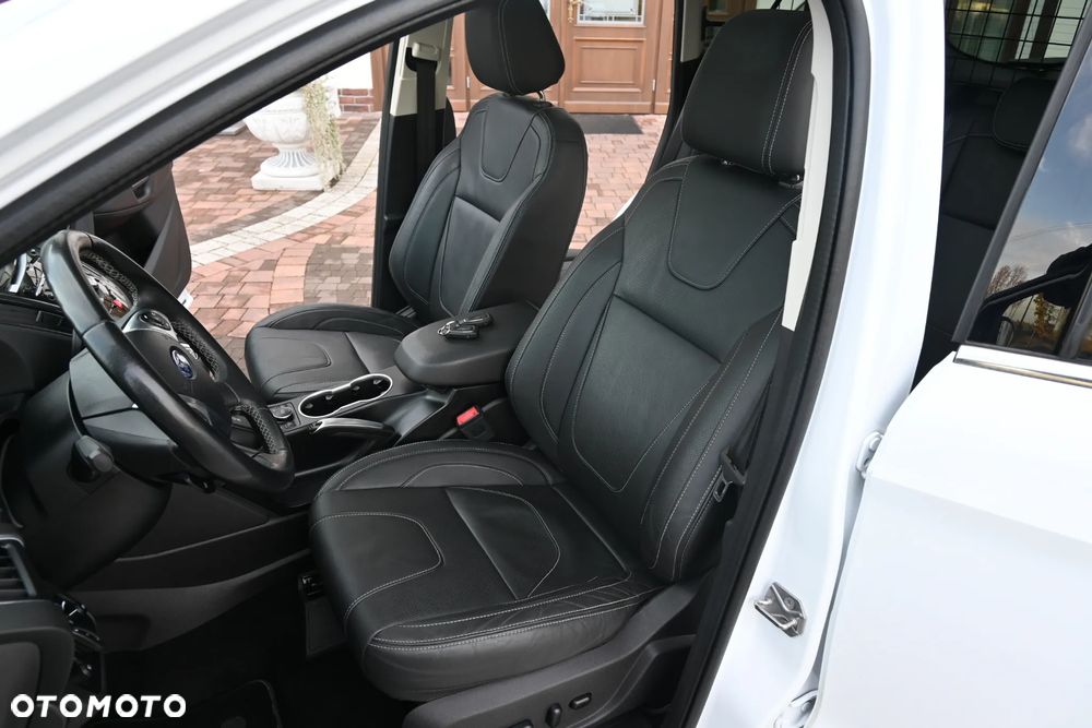 Ford Kuga 2.0 TDCi Individual MPS6 - 36