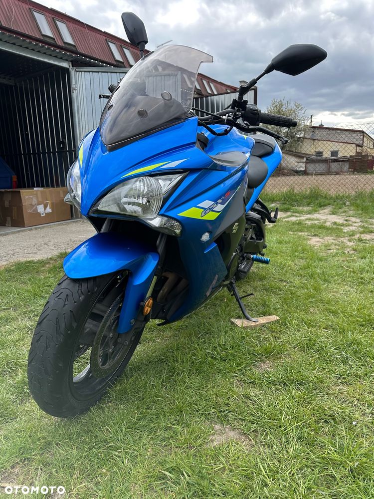 Suzuki GSX 1000 - 5