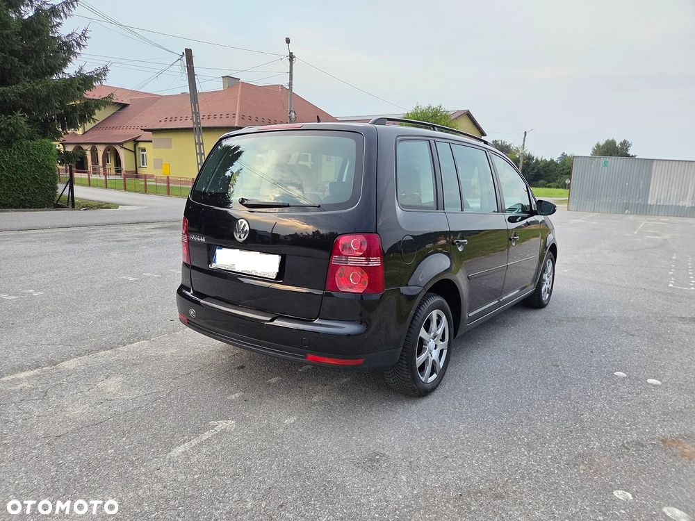 Volkswagen Touran 1.6 United - 11