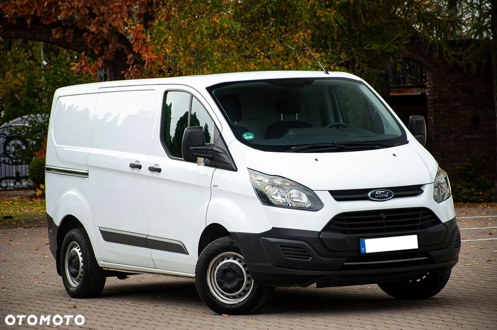 Ford TRANSIT CUSTOM - 9