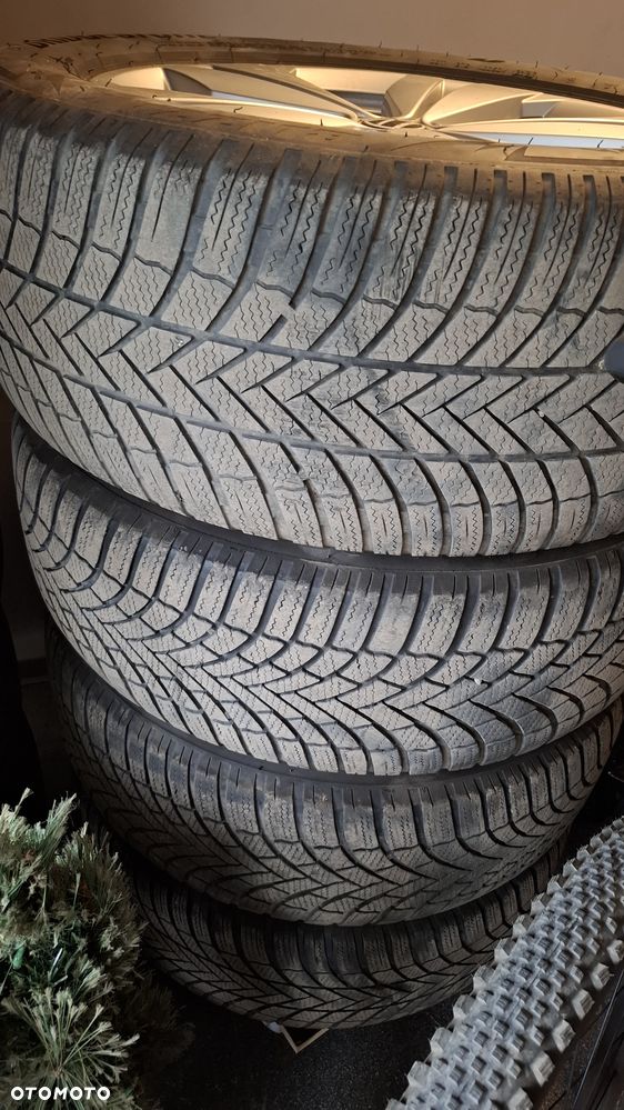 Volkswagen ID.4 - 19